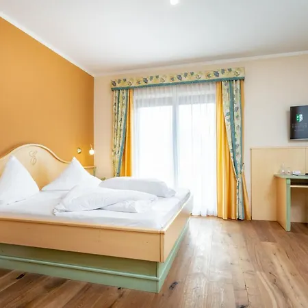 Erlenhof Hotel 4*